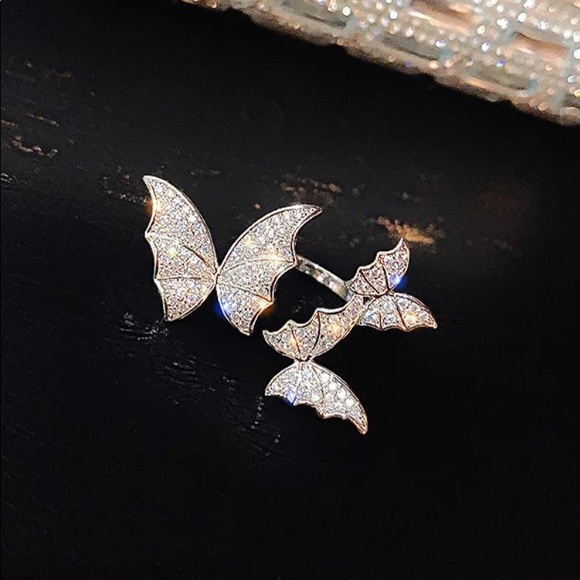 18K NEW 3 Butterfly Silver Ring - Picture 4 of 5